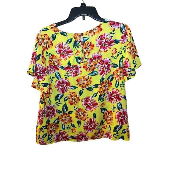 W5 Blouse Top Women's L Yellow Floral Flutter Short Sleeve Round Neck Polyester - Picture 2 of 5